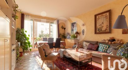 Apartment 3 rooms of 74 m² in Paris (75015)