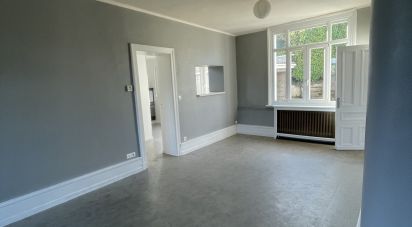 House 5 rooms of 146 m² in Saint-Pol-sur-Ternoise (62130)