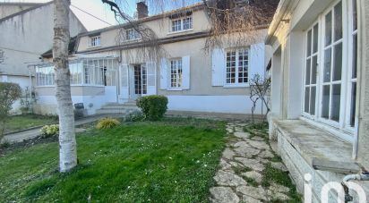 House 4 rooms of 105 m² in Saint-Martin-du-Tertre (89100)