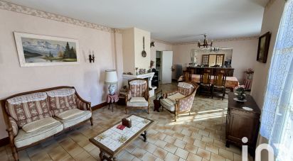 Maison traditionnelle 4 pièces de 129 m² à Château-Gontier (53200)