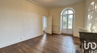 Apartment 2 rooms of 51 m² in Pau (64000)