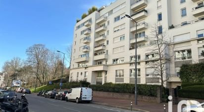 Appartement 2 pièces de 45 m² à Issy-les-Moulineaux (92130)