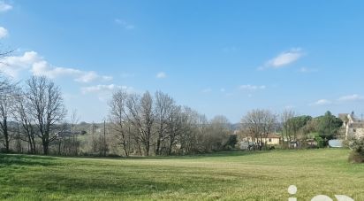 Terrain de 3 300 m² à Terrasson-Lavilledieu (24120)