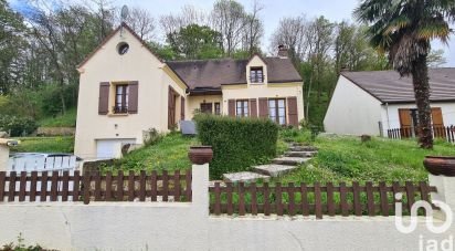 Pavilion 5 rooms of 125 m² in Sceaux-sur-Huisne (72160)