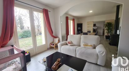 Traditional house 5 rooms of 133 m² in Villebrumier (82370)