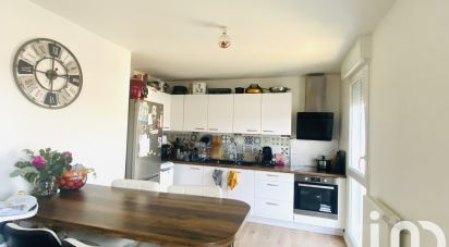 Apartment 3 rooms of 62 m² in Poissy (78300)