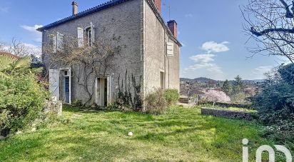 Village house 7 rooms of 160 m² in Espère (46090)