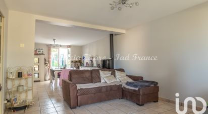 Traditional house 6 rooms of 108 m² in Montlhéry (91310)