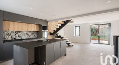 Maison 5 pièces de 180 m² à Notre-Dame-de-Commiers (38450)