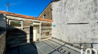 House 6 rooms of 211 m² in La Rochelle (17000)