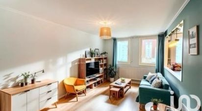 Apartment 3 rooms of 64 m² in Vauréal (95490)