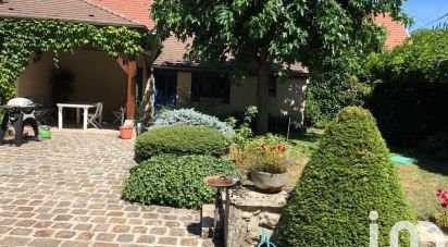 House 10 rooms of 225 m² in Villiers-Saint-Georges (77560)