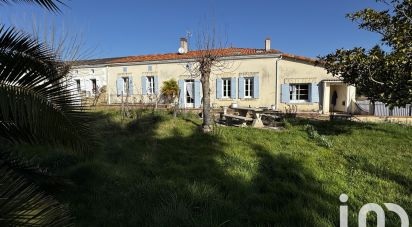 Traditional house 8 rooms of 132 m² in Coux (17130)