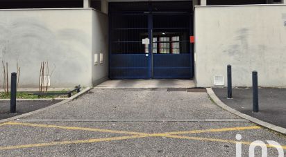 Parking of 25 m² in Grenoble (38100)