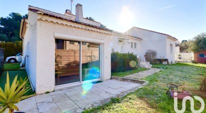 Pavilion 4 rooms of 120 m² in Marignane (13700)