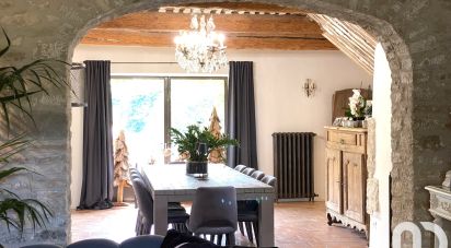 Maison 14 pièces de 420 m² à Gordes (84220)