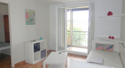 Apartment 1 room of 24 m² in La Seyne-sur-Mer (83500)