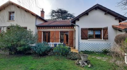 Traditional house 8 rooms of 185 m² in Villefranche-de-Rouergue (12200)