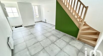 Maison 5 pièces de 70 m² à Lacroix-Saint-Ouen (60610)