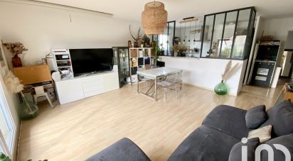 Apartment 3 rooms of 70 m² in Ris-Orangis (91130)