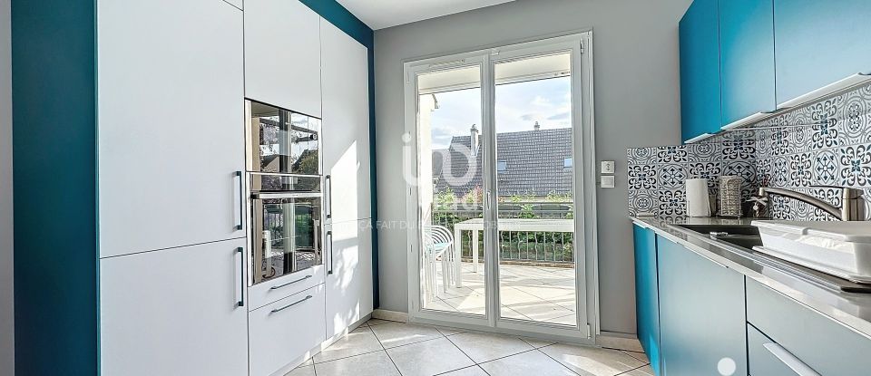 Maison 7 pièces de 152 m² à Montesson (78360)