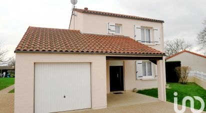 Maison traditionnelle 4 pièces de 75 m² à Montmorillon (86500)