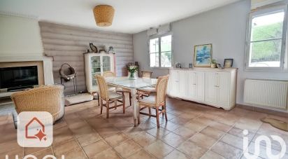 Maison 6 pièces de 130 m² à Alembon (62850)