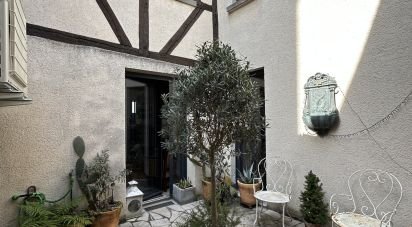 Townhouse 5 rooms of 100 m² in Bourges (18000)