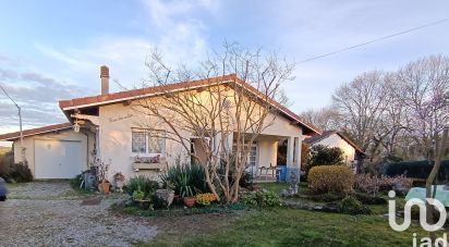 House 4 rooms of 100 m² in Boueilh-Boueilho-Lasque (64330)