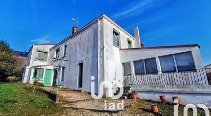 Townhouse 9 rooms of 175 m² in Gétigné (44190)