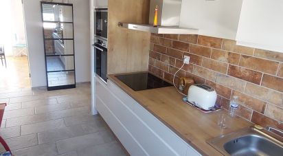 Apartment 3 rooms of 80 m² in Nîmes (30000)