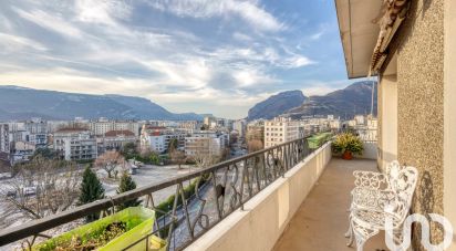 Apartment 3 rooms of 89 m² in Grenoble (38100)