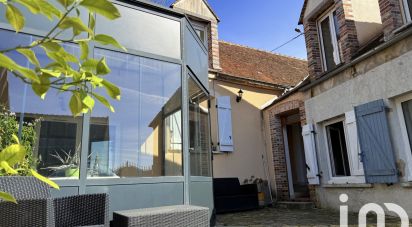 Maison 9 pièces de 230 m² à Vinneuf (89140)