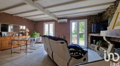 Traditional house 3 rooms of 73 m² in Saint-Caprais-de-Bordeaux (33880)