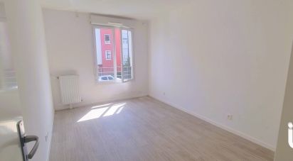 Appartement 3 pièces de 61 m² à Corbeil-Essonnes (91100)