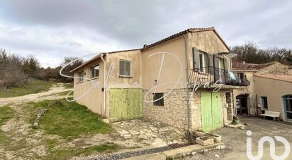 Maison 5 pièces de 103 m² à Sainte-Croix-à-Lauze (04110)