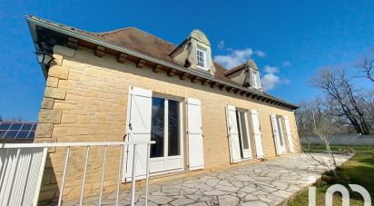 Maison 6 pièces de 127 m² à Beauregard-de-Terrasson (24120)