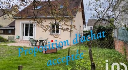 House 4 rooms of 95 m² in Ozoir-la-Ferrière (77330)