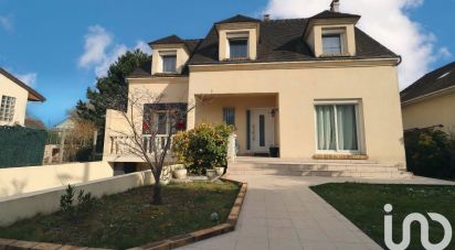 Maison 7 pièces de 170 m² à Montfermeil (93370)