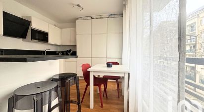 Studio 1 room of 30 m² in Antony (92160)