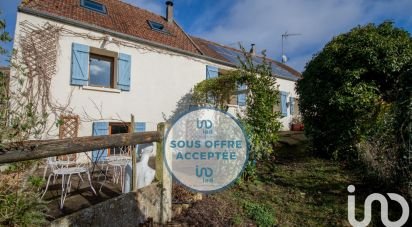 House 7 rooms of 140 m² in Fontenay-Saint-Père (78440)