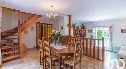 Maison 8 pièces de 178 m² à Maule (78580)