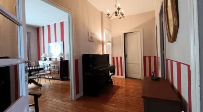 Appartement 4 pièces de 117 m² à Bordeaux (33800)