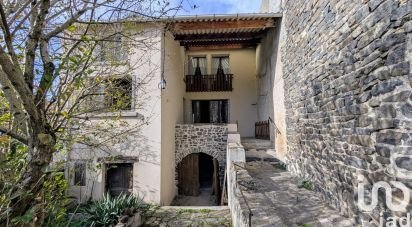 Traditional house 4 rooms of 79 m² in Saint-Sandoux (63450)