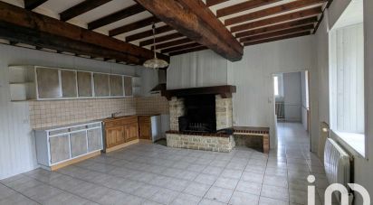 House 4 rooms of 104 m² in Thèreval (50180)