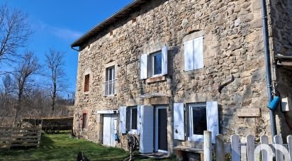 Country home 4 rooms of 93 m² in Félines (43160)