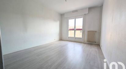 Apartment 2 rooms of 52 m² in Le Mans (72000)