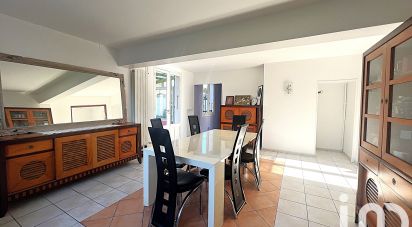 House 7 rooms of 153 m² in La Rochelle (17000)