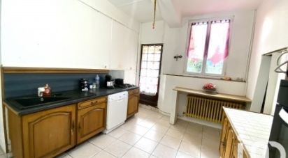 Village house 4 rooms of 90 m² in Landouzy-la-Ville (02140)