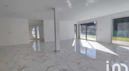 Architectural house 5 rooms of 141 m² in Savigné-sur-Lathan (37340)